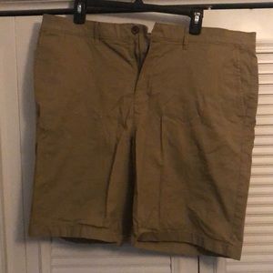 Penguin khaki shorts NWOT
